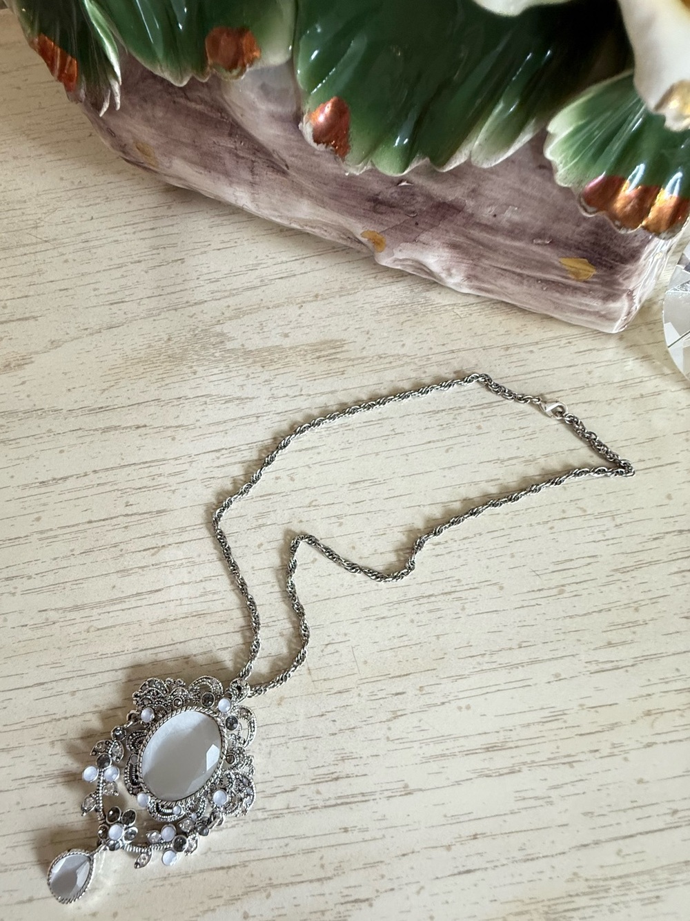Vintage Victorian Rhinestone Pendant Necklace